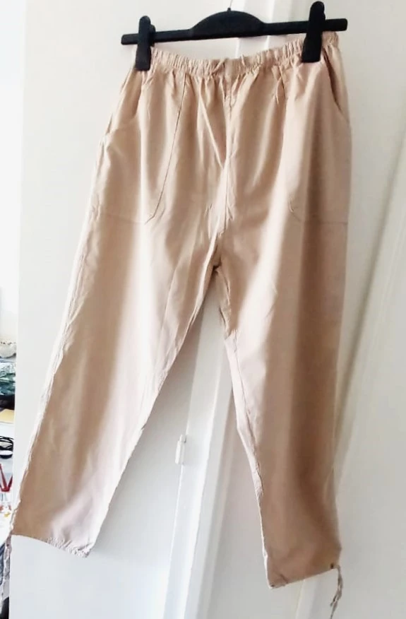 calça leve tamanho G bege 100% algodão NOVO – photo 5